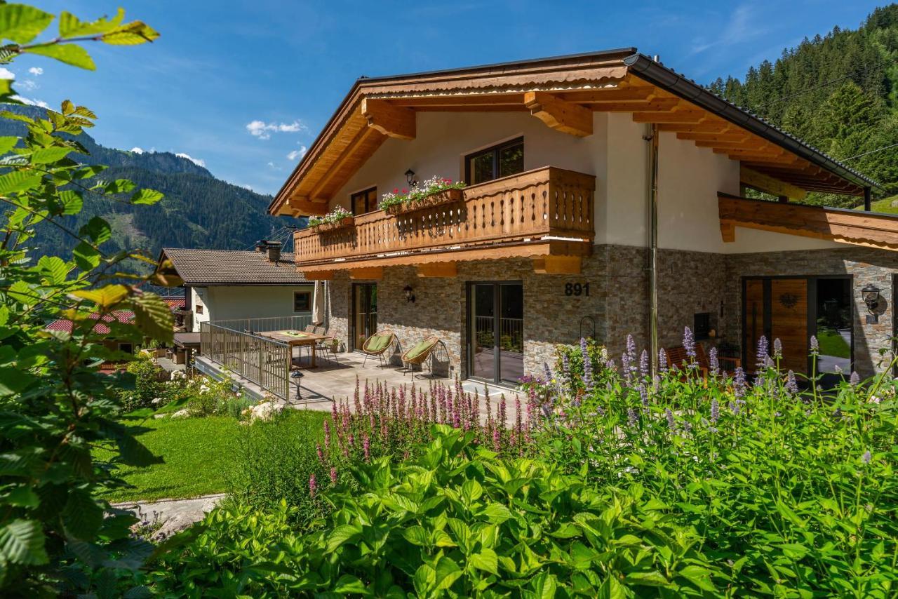 Chalet Alpendomizil Ahorn Mayrhofen Exteriör bild