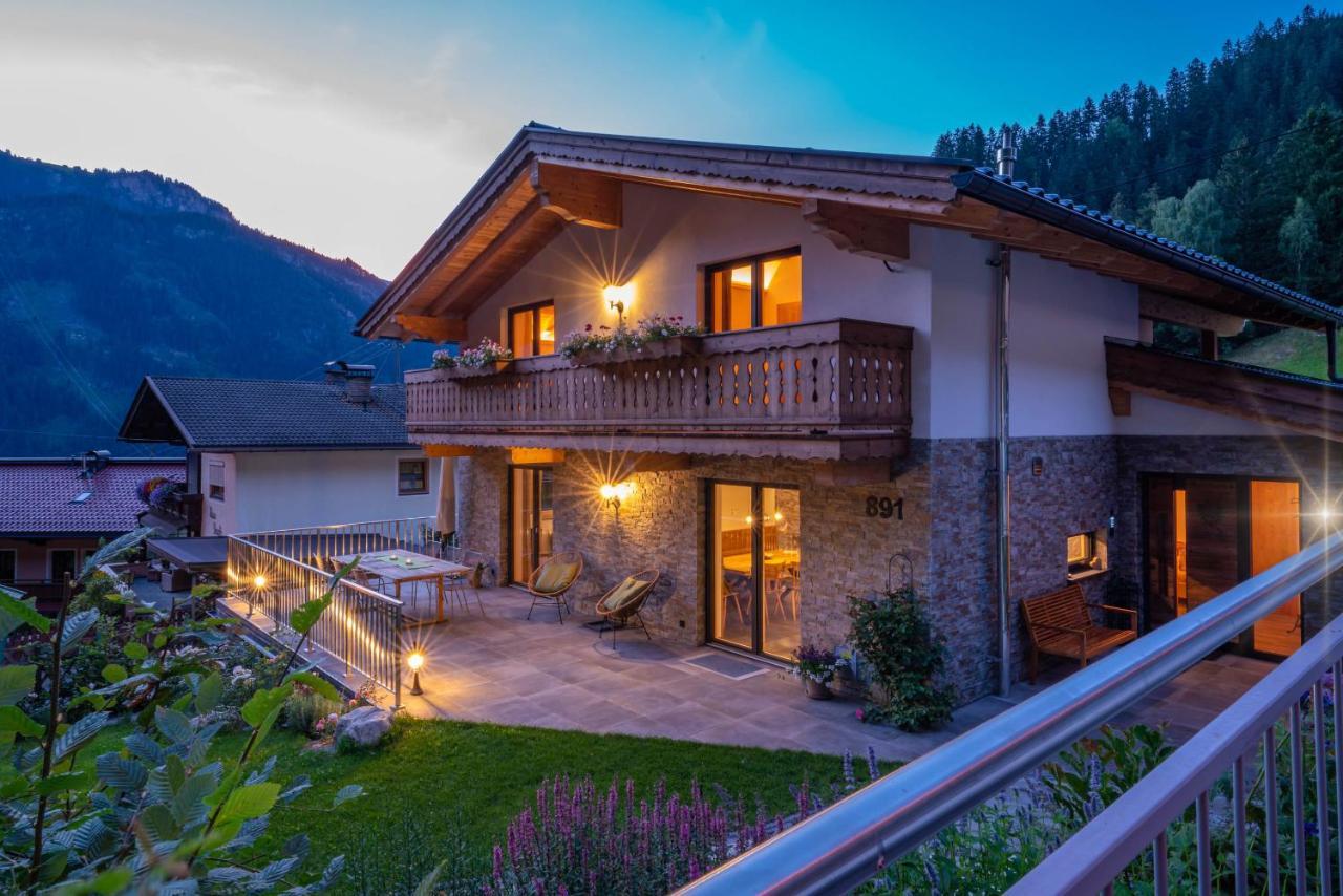 Chalet Alpendomizil Ahorn Mayrhofen Exteriör bild